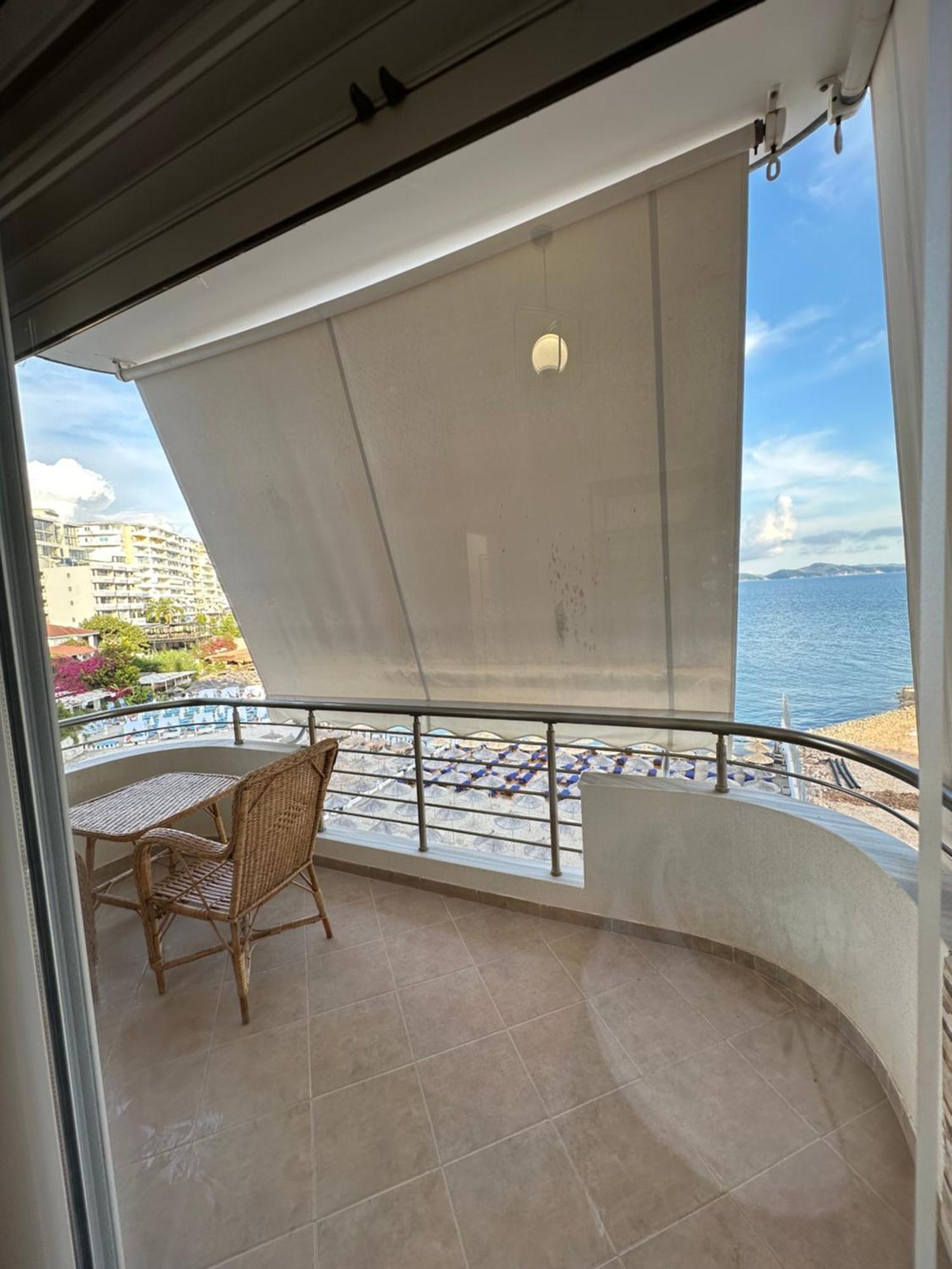 Aqua Apartments Seaview Sarandë Buitenkant foto
