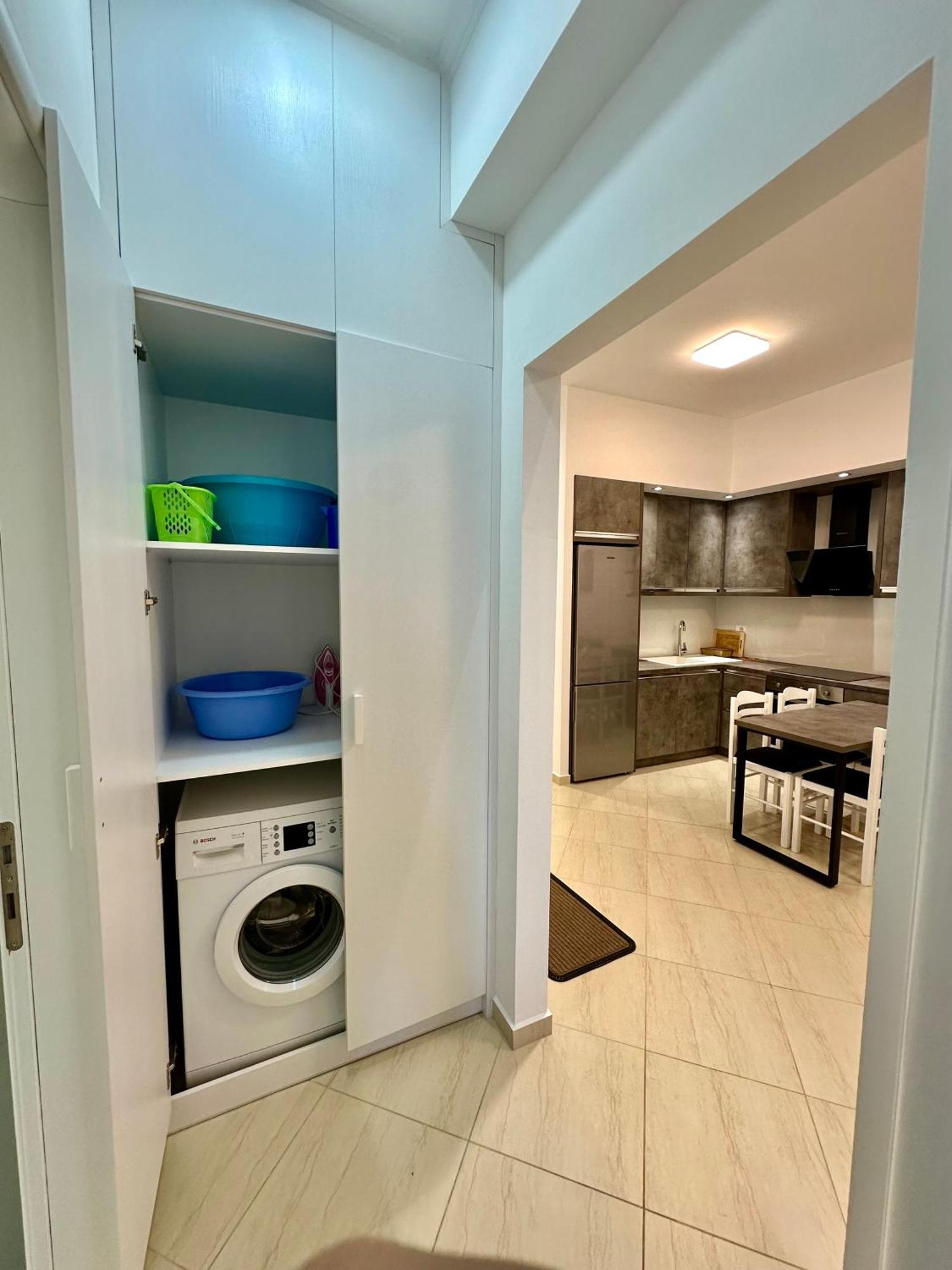 Aqua Apartments Seaview Sarandë Buitenkant foto