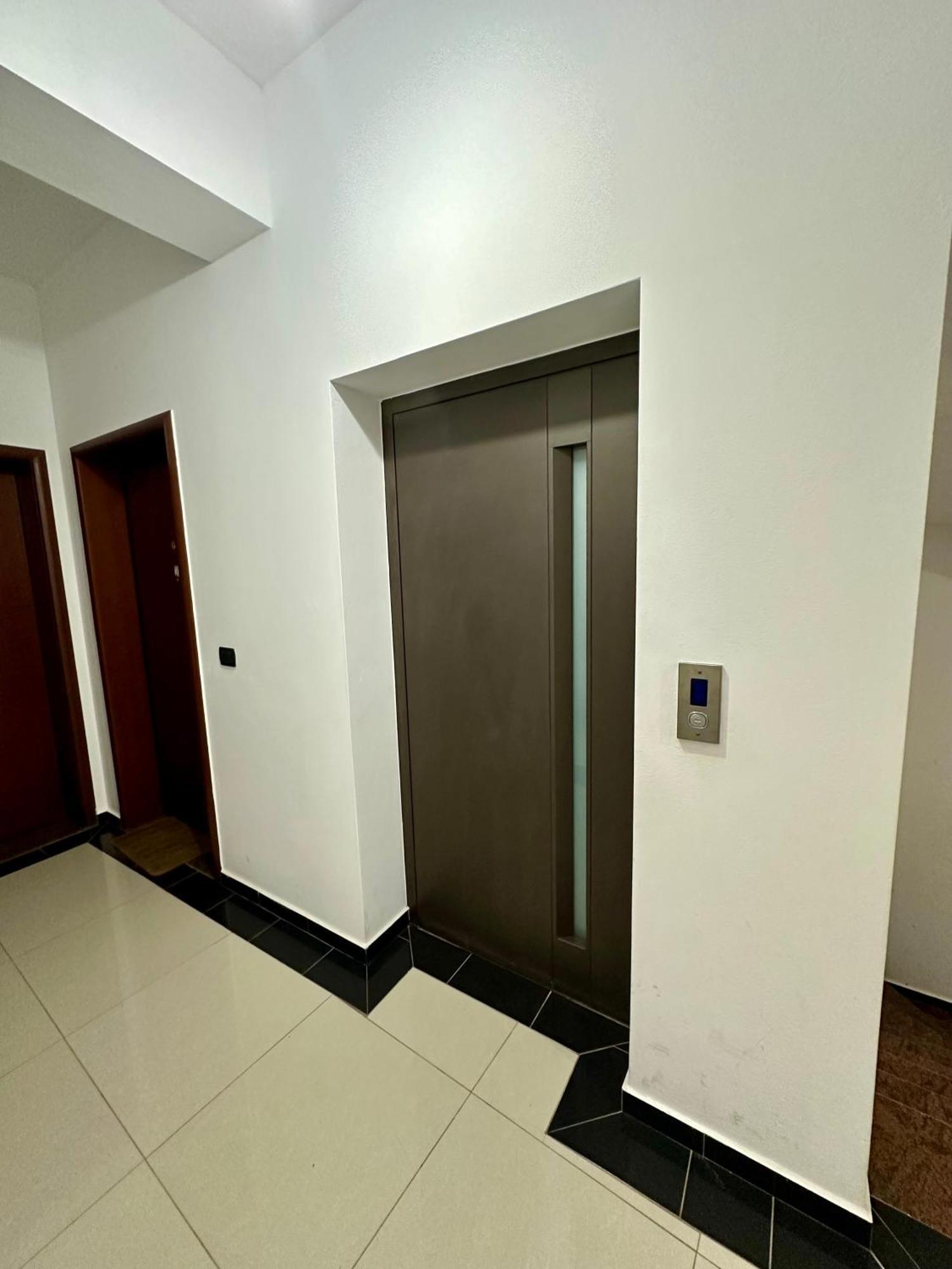 Aqua Apartments Seaview Sarandë Buitenkant foto